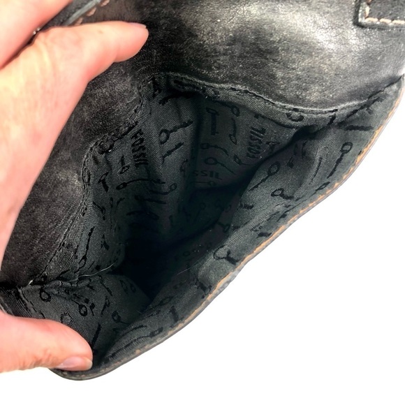 Fossil soft black leather crossbody purse - Picture 5 of 13